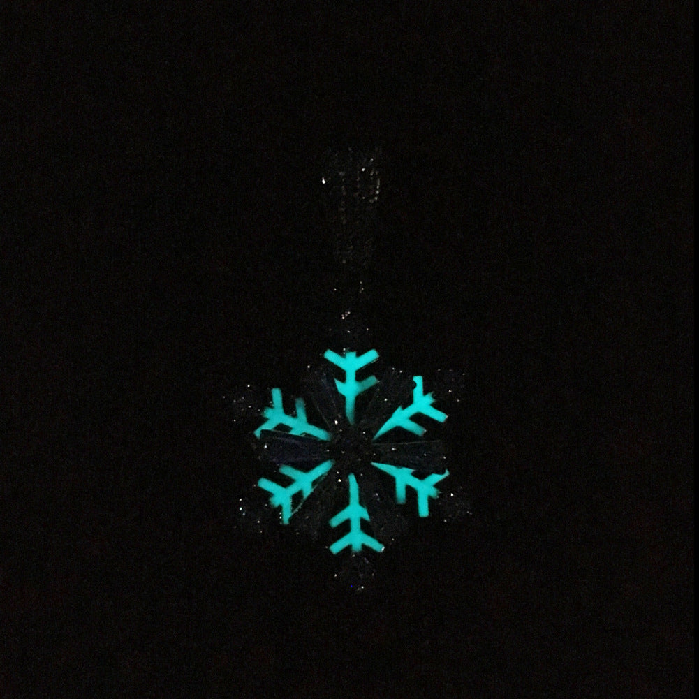 Winter rotating snowflake luminous oil drop pendant