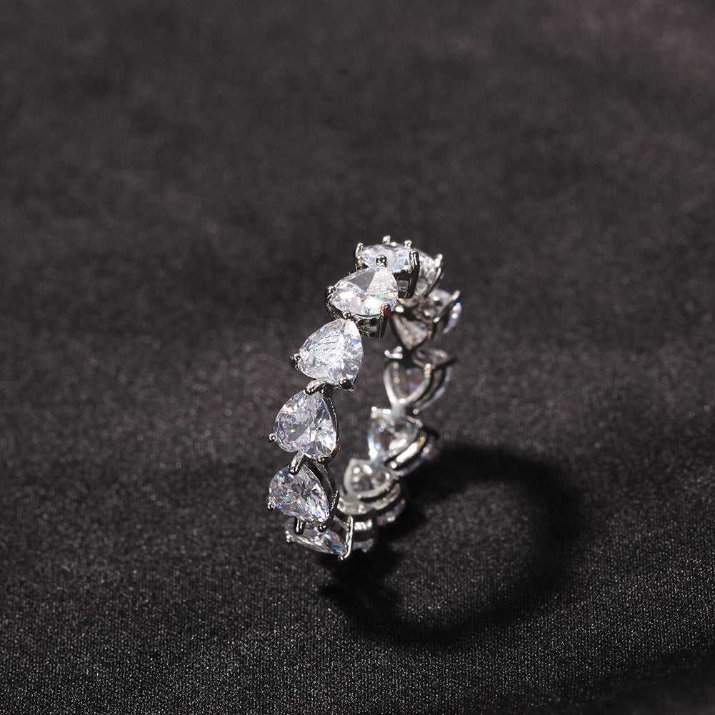 Hip-hop single-row heart-shaped zircon rings
